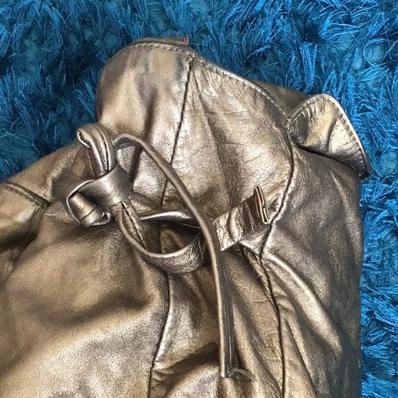 Authentic Gucci Metallic bag - Picture 11 of 11